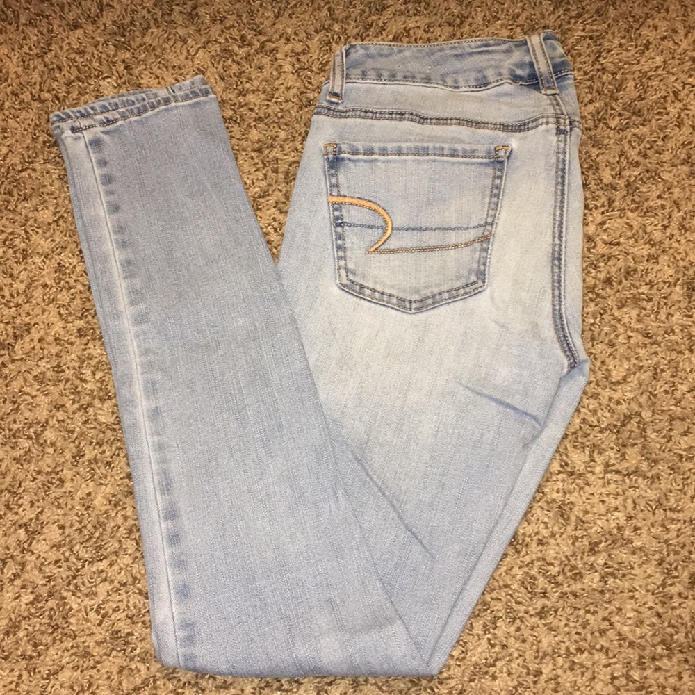 light wash jeans